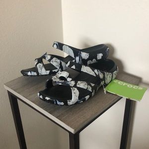 NWT CROCS Rose/Black Meleen Twist Graphic Sandal